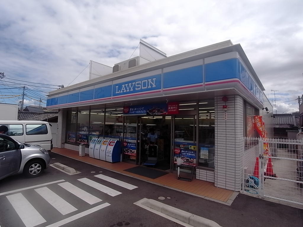 コンビニ　ローソン 東区筒井一丁目店（コンビニ）（コンビニ）まで300m