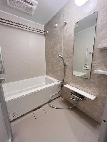 バス・シャワールーム