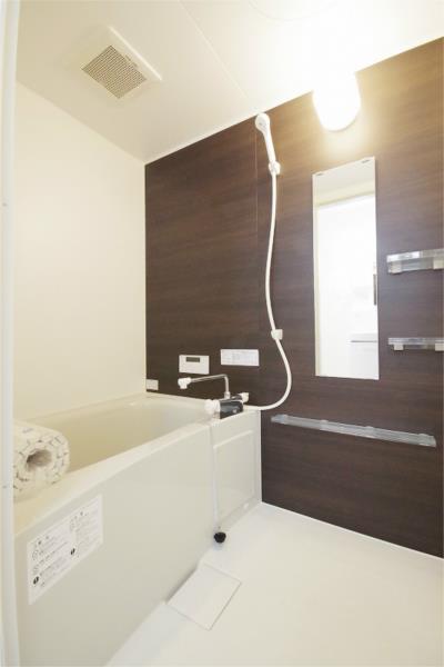 バス・シャワールーム　風呂※反転間取り