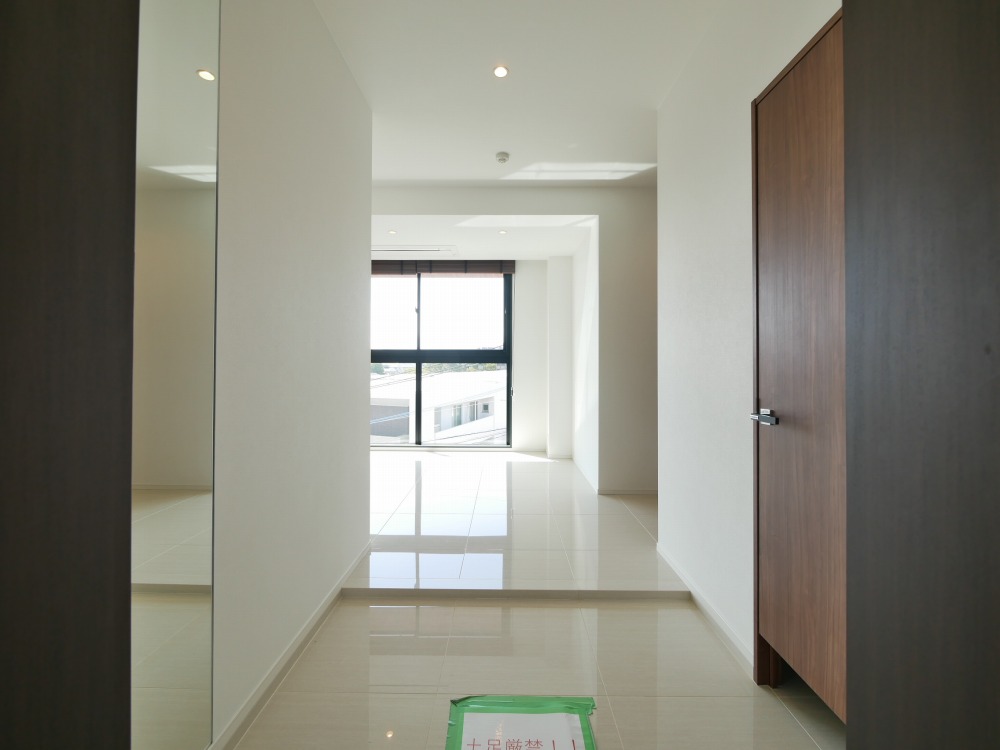 エントランス　玄関