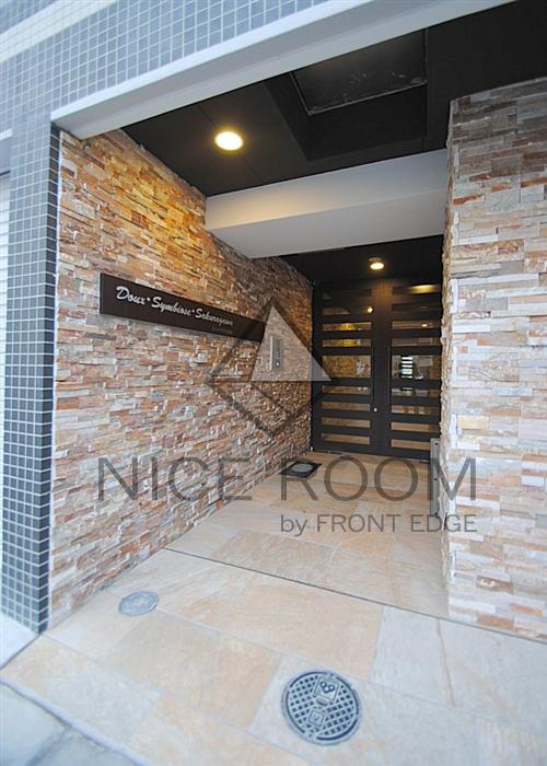 エントランス　ドュ　シンビオス桜川　エントランス