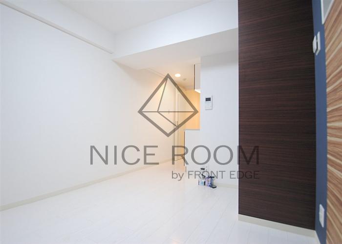 居室・リビング　ドュ　シンビオス桜川　リビング