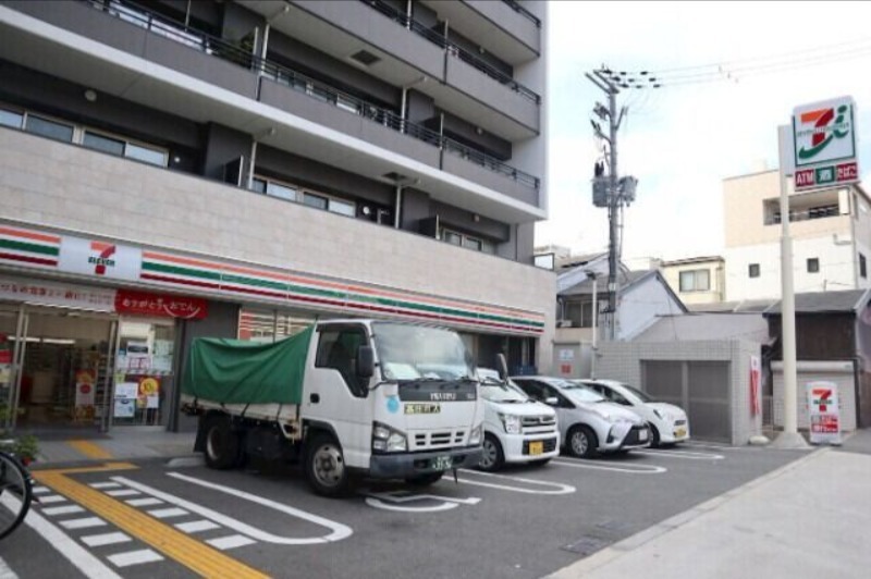コンビニ　セブンイレブン大阪東野田町5丁目店（コンビニ）まで352m