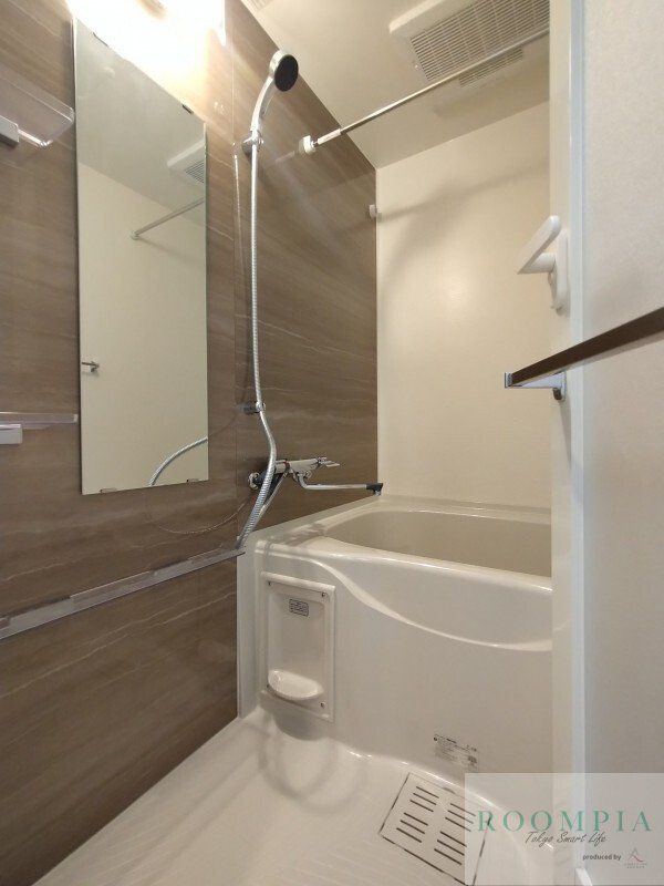 バス・シャワールーム　バス