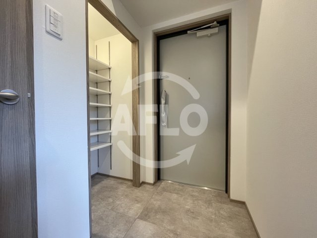 玄関　カウニス丸山通