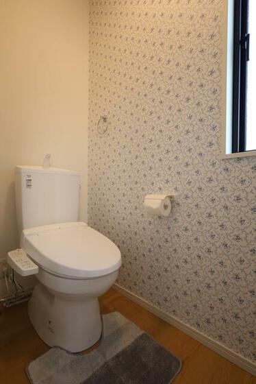 バス・シャワールーム　オシャレな壁紙