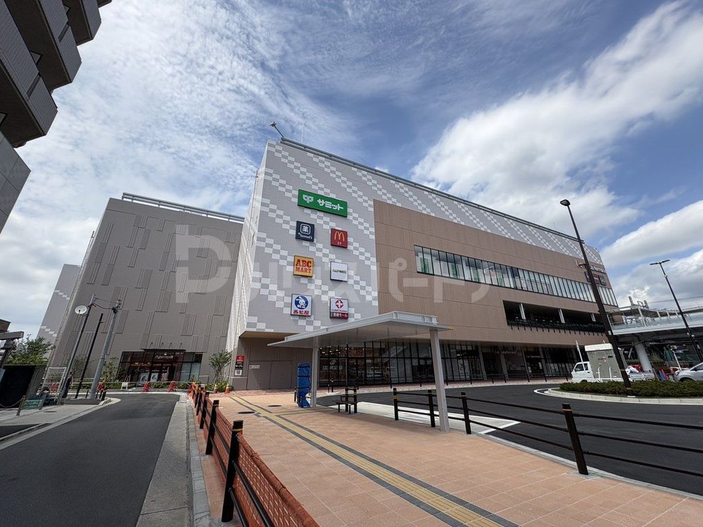 ショッピングセンター　三井ショッピングパーク ららテラス北綾瀬（ショッピングセンター）まで1680m