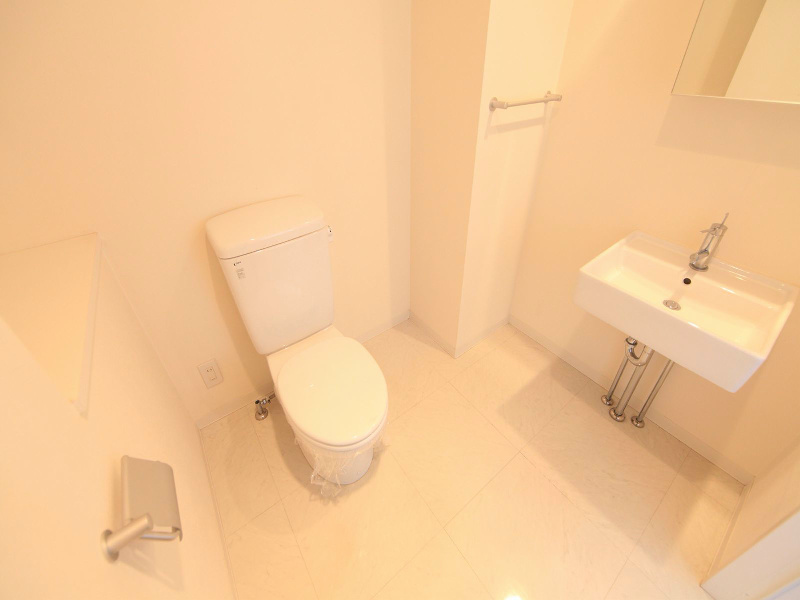 洗面設備　デザイン独立洗面台