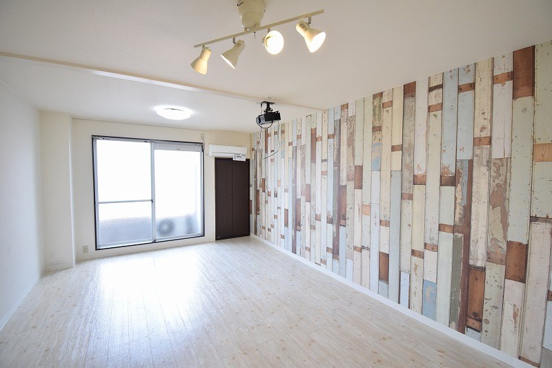 その他設備　エアコン付き