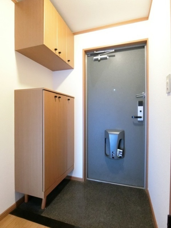 玄関　図面と現状に相違がある場合には現状を優先