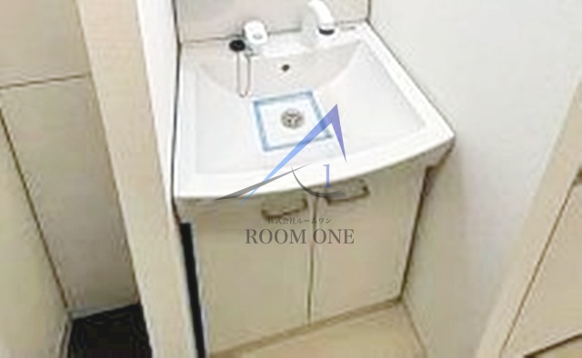 洗面設備　洗面台です。