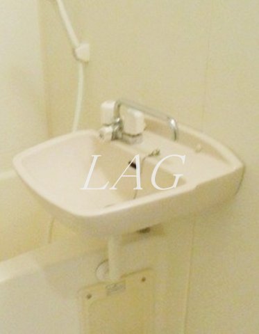 洗面設備　洗面台です。