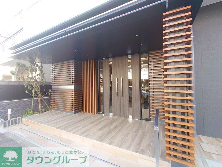 エントランス　★お問い合わせはタウンハウジングまで★