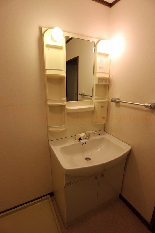 洗面設備　忙しい朝にオススメのシャンプードレッサーです。