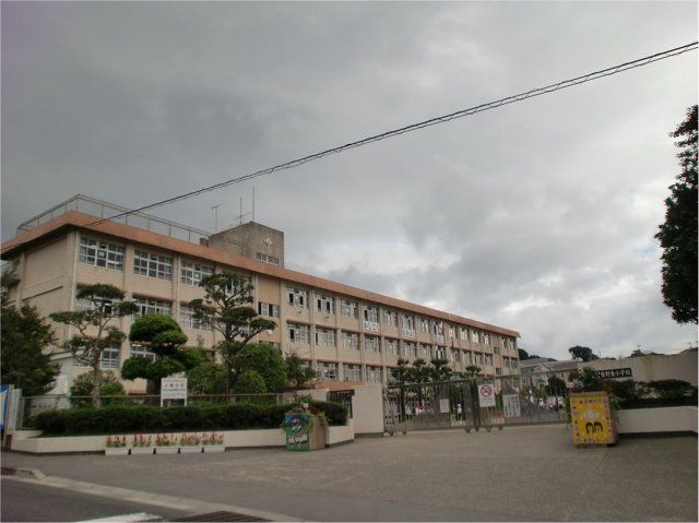 小学校　吉野東小学校（小学校）まで1250m