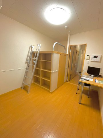 居室・リビング　2階はカーペット