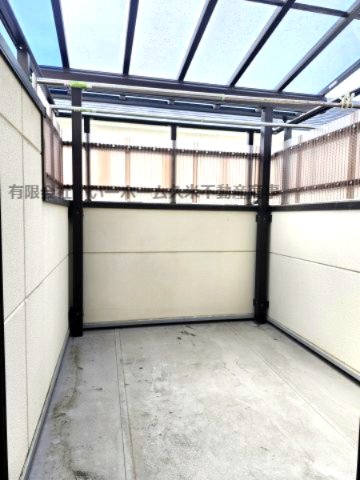 バルコニー　ルーフバルコニーがあります