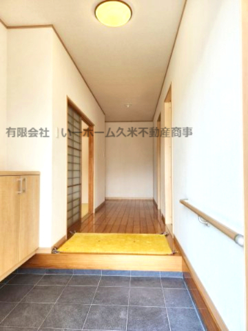 玄関　シンプルで使いやすい玄関です