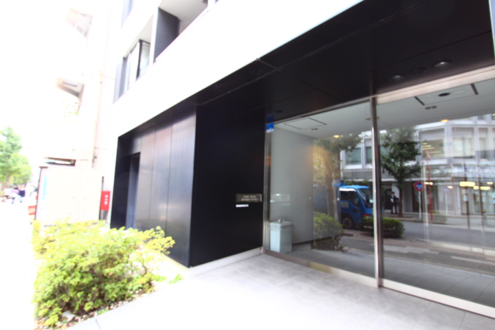 エントランス　※参考写真