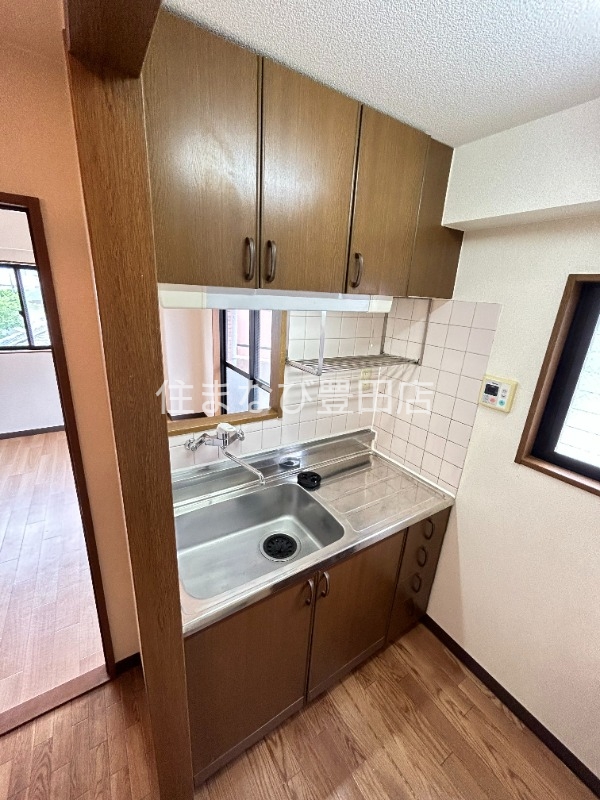 キッチン　同型別部屋写真