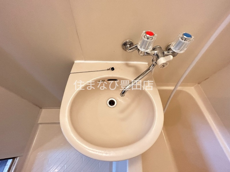 洗面設備　同型別部屋写真