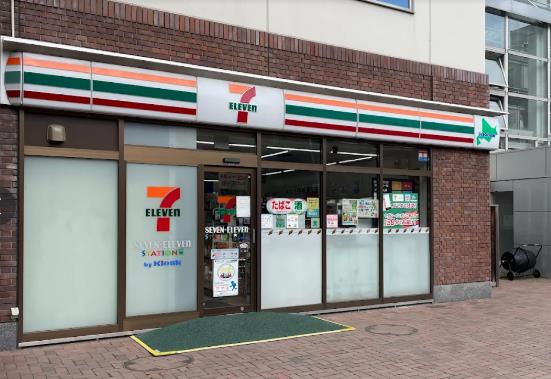 コンビニ　セブンイレブン北海道STサッポロファクトリー店（コンビニ）まで377m