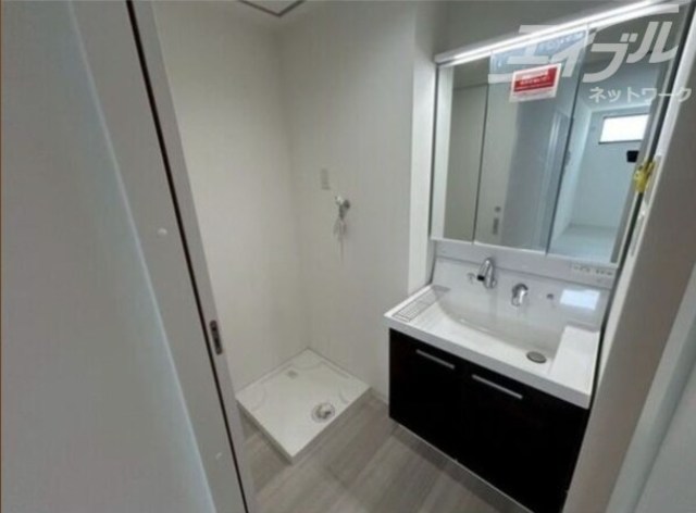 洗面設備　建築中の為、同仕様物件のイメージ図となります。