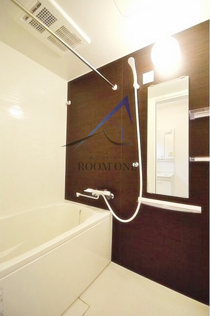 バス・シャワールーム　お風呂です。