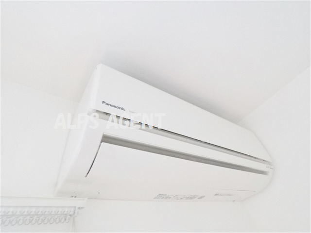 その他設備　季節を問わず快適に過ごせるエアコン完備（同一仕様）