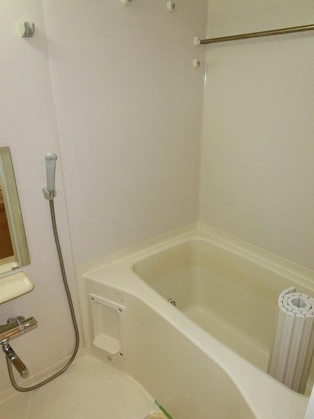 バス・シャワールーム　別部屋参考写真