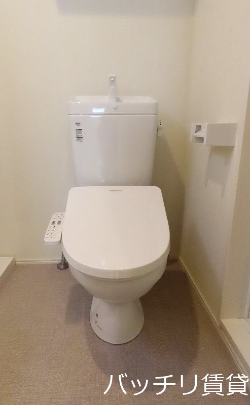トイレ　画像は、同型タイプの為、現状を優先いたします。