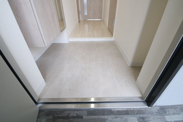 玄関　※別室の参考写真の為、現況優先です。