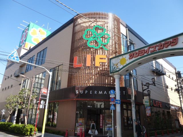 コンビニ　ライフ（コンビニ）まで150m