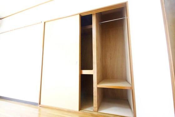 収納　※別部屋の写真です