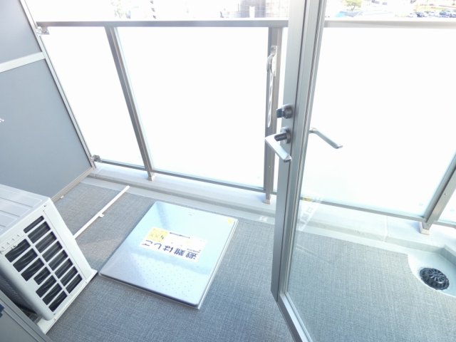 バルコニー　イメージ