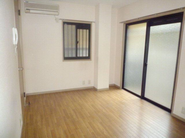 居室・リビング　別部屋参照写真