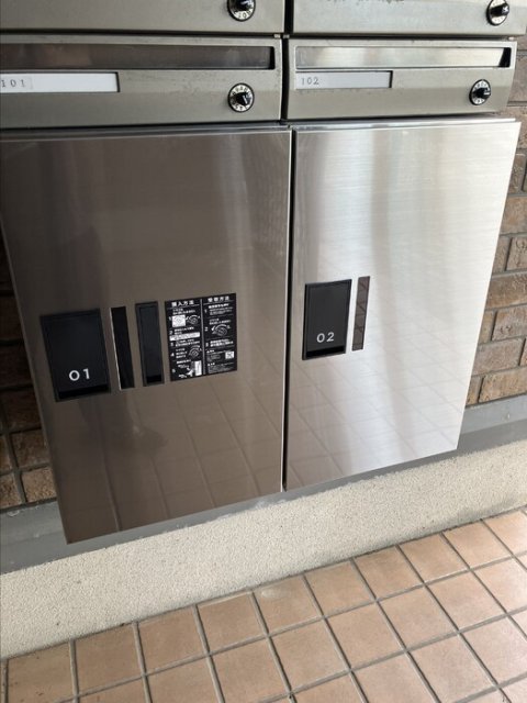 ロビー　宅配ボックス