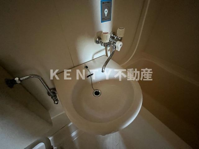 洗面設備　コンパクトで使いやすい洗面所