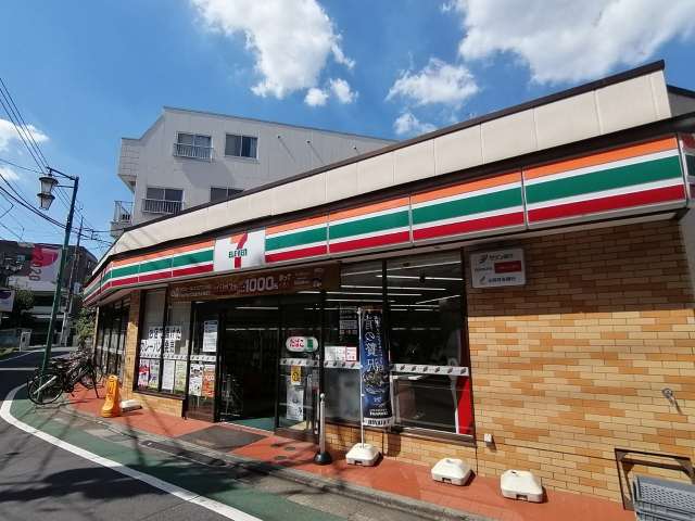 コンビニ　セブンイレブン（コンビニ）まで234m