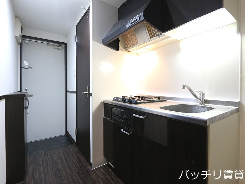 キッチン　画像は同型イメージの為、現況を優先いたします。