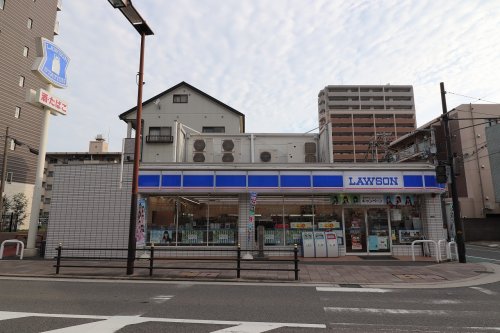 コンビニ　ローソン 放出東三丁目店（コンビニ）まで637m