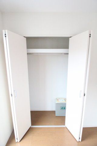収納　レグノ千石　文京区千石2