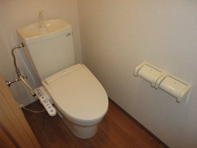 トイレ　シャワー付トイレ