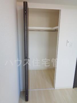 収納　クローゼット