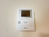 セキュリティ　TVモニター付きインターホンでセキュリティ面も安心♪