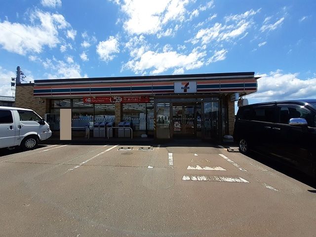 コンビニ　セブンイレブン村上荒川山口店（コンビニ）まで1004m