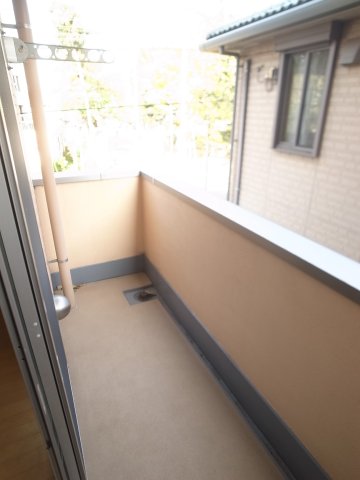 バルコニー　同物件他部屋の参考写真