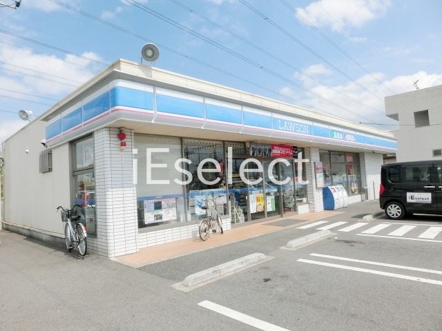 コンビニ　ローソン市原五井市役所通店（コンビニ）まで380m