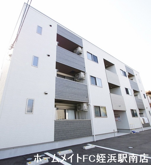 建物外観　★デザイナーズ物件♪★