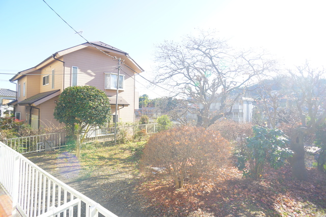 眺望　お部屋からの景色です！圧迫感がないので暮らしやすい♪